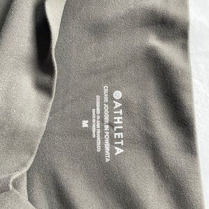 Athleta Cruise joggers in powervita size M